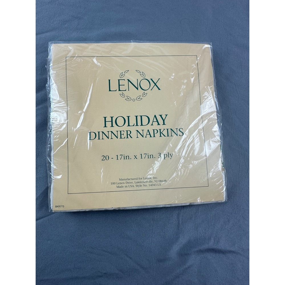 VTG‎ Lenox Holiday  Holly Berry Paper Dinner Napkins 20 Ct 17x17 3 Ply NIP